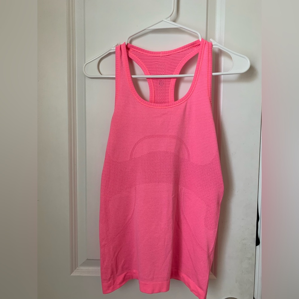 Lululemon Swiftly Tech tank in size 4 Bright pink